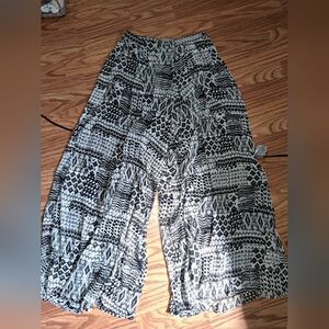 Lapis Black and White Wide Leg Pants